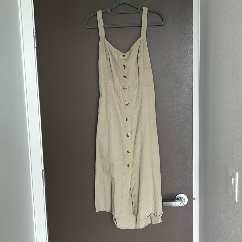 Olive green midi backless dress